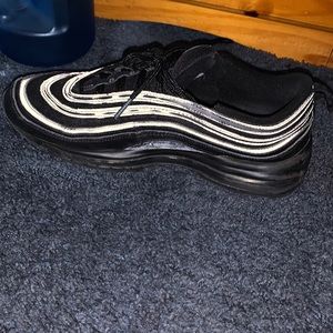 I am selling air max sneakers and they are size 10. Cleaned up and ready to go